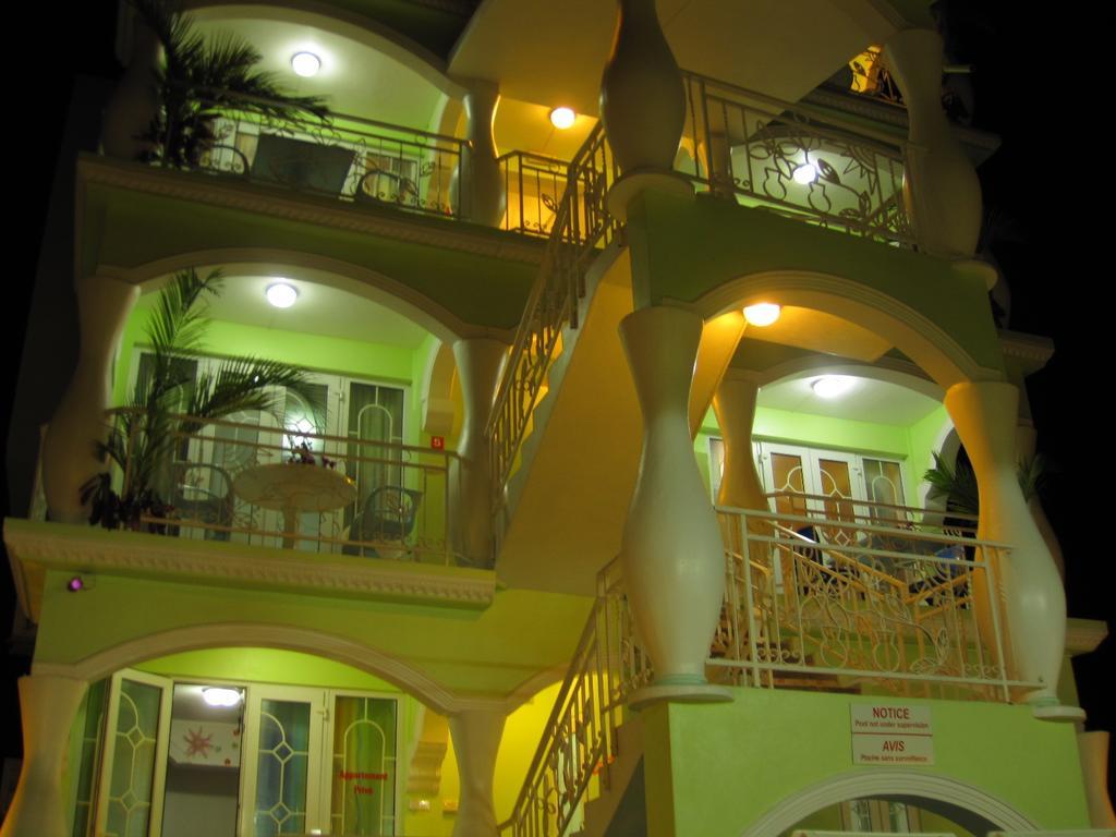 Villa Kissen Trou-aux-Biches Extérieur photo